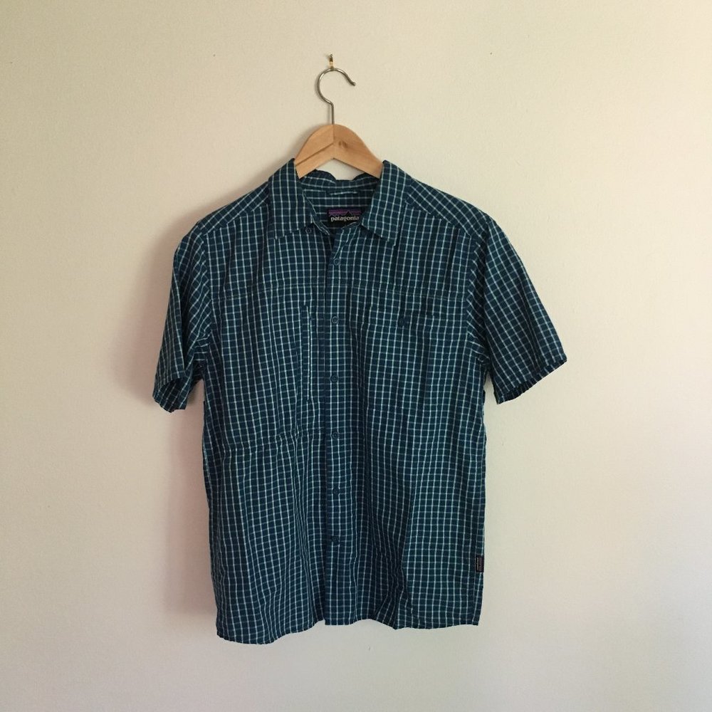 Men's Patagonia short sleeve shirt
